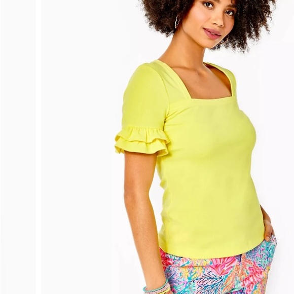 Lilly Pulitzer Calla yellow short sleeve top BNWT - Picture 2 of 7